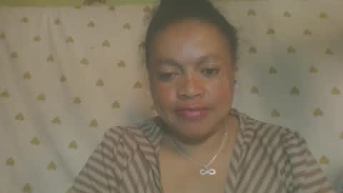 carinesexy69 online show from 06-10-26, 08:46