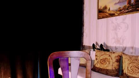 Carin online show from 11-12-25, 07:24