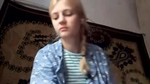 Kira online show from 04-27-26, 02:31