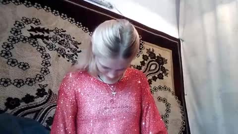 Kira online show from 05-20-26, 03:13