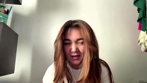 Snapshot of caritaschiavo chatting on 10-29-25, 09:00 caritaschiavo online show from 10-29-25, 09:00