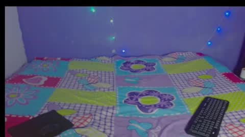 carito971857 online show from 12-04-25, 12:58