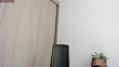 Snapshot of caritodior1 chatting on 03-03-25, 03:20 caritodior1 online show from 03-03-25, 03:20