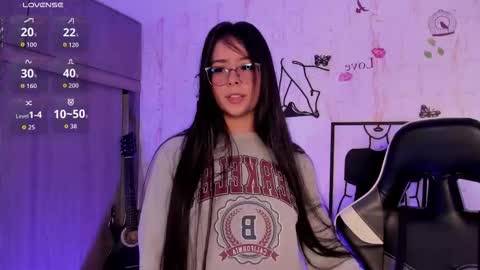 Snapshot of caritoo1 chatting on 11-09-25, 08:07 C A R O L I N A IG caroolina 19 online show from 11-09-25, 08:07