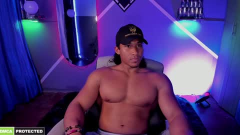 Snapshot of carl_smithh chatting on 12-10-24, 07:58 Carl online show from 12-10-24, 07:58