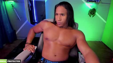 Snapshot of carl_smithh chatting on 01-15-25, 11:10 Carl online show from 01-15-25, 11:10