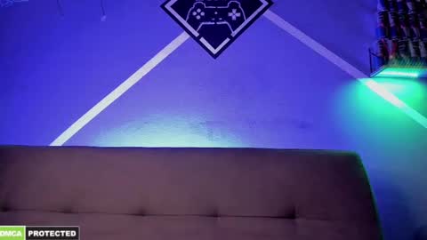 Snapshot of carl_smithh chatting on 10-10-25, 05:01 Carl online show from 10-10-25, 05:01