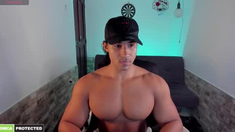 Snapshot of carl_smithh chatting on 11-01-25, 10:45 Carl online show from 11-01-25, 10:45