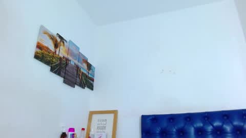 Carla online show from 02-25-25, 12:47