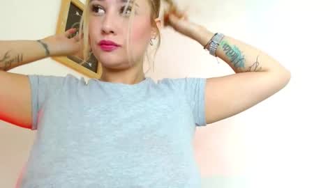 Carla online show from 09-19-25, 12:06