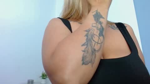 Snapshot of carla_beer chatting on 01-13-26, 11:37 Carla online show from 01-13-26, 11:37