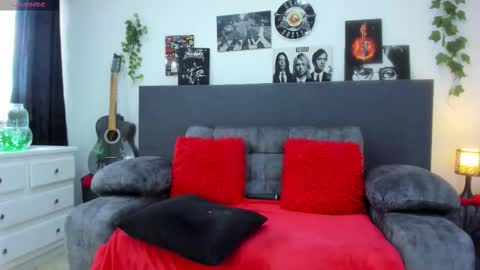 Snapshot of carla_gsex chatting on 10-05-25, 09:24 Carla online show from 10-05-25, 09:24