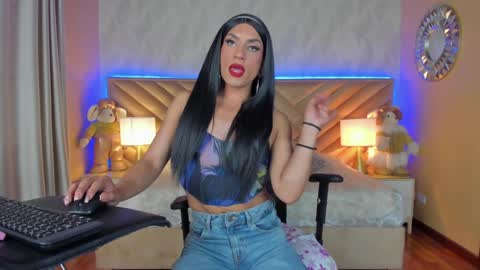 Carla Santini online show from 12-28-24, 07:01