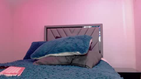 Carla Santini online show from 02-16-25, 04:32