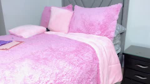 Carla Santini online show from 03-08-25, 02:12