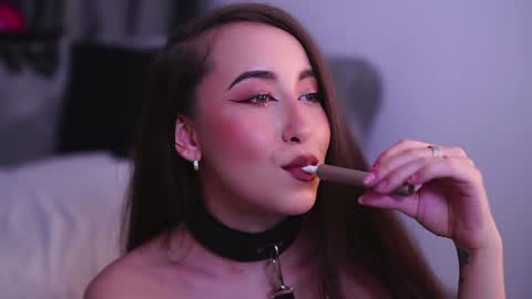 Snapshot of carlagavin chatting on 12-11-24, 01:28 CarlaGavin online show from 12-11-24, 01:28