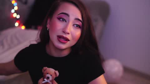 Snapshot of carlagavin chatting on 12-23-24, 11:47 CarlaGavin online show from 12-23-24, 11:47