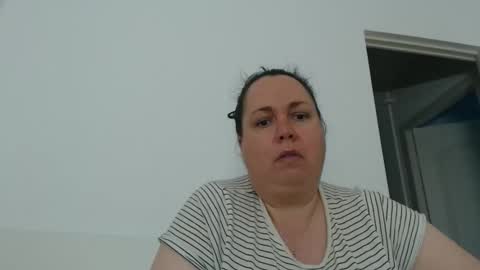 Carlaruth online show from 04-17-26, 03:20