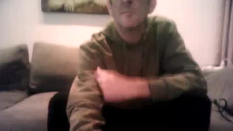 carlitito1 online show from 05-05-26, 06:54