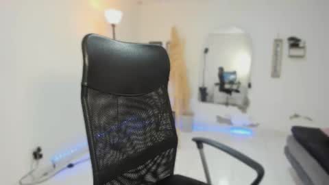 Snapshot of carlitosex09 chatting on 01-19-26, 12:31 master online show from 01-19-26, 12:31