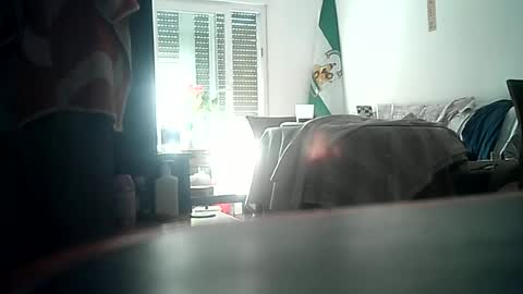 Snapshot of carlitospain chatting on 06-20-26, 04:10 Charlie online show from 06-20-26, 04:10
