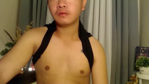 Snapshot of carlo_urhornynew chatting on 02-20-26, 01:35 carlo_urhornynew online show from 02-20-26, 01:35