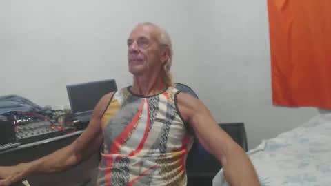 carlos online show from 05-13-26, 03:15