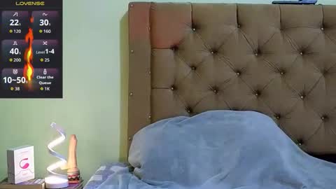 Snapshot of carloshero69 chatting on 12-14-25, 11:15 carloshero69 online show from 12-14-25, 11:15