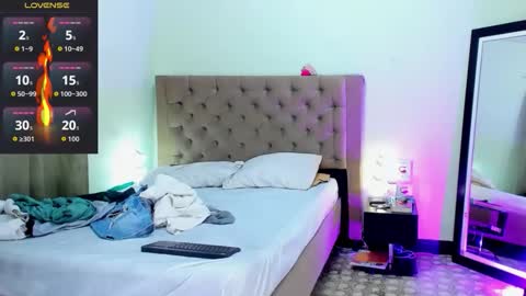 Snapshot of carloshero69 chatting on 01-17-26, 06:44 carloshero69 online show from 01-17-26, 06:44