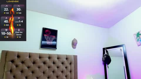 Snapshot of carloshero69 chatting on 02-25-26, 12:31 carloshero69 online show from 02-25-26, 12:31