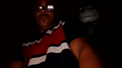 carloslove1972 online show from 05-11-26, 04:07