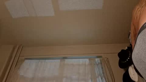 carloslove1972 online show from 05-27-26, 05:26