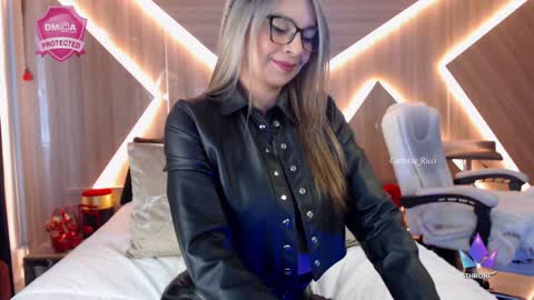 Snapshot of carlotta_ricci chatting on 01-31-25, 04:38 Carla Carla I am sensual goddes and i was born for loveworshipping and enjoyment. online show from 01-31-25, 04:38