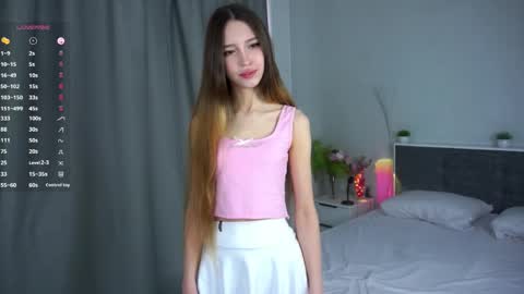 Emily online show from 04-26-26, 04:32