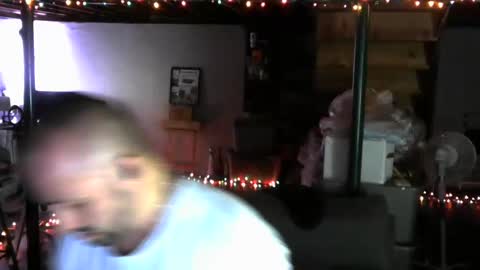 Carl online show from 12-23-24, 09:16