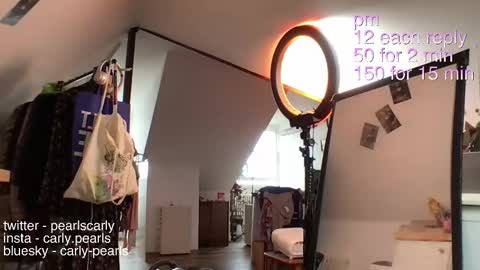 Carly Pearls online show from 02-25-25, 08:58