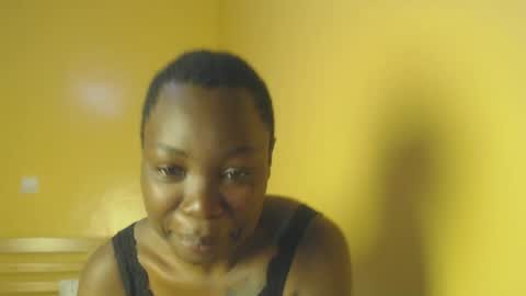 Snapshot of carlyscoop chatting on 03-26-26, 11:32 carlyscoop online show from 03-26-26, 11:32