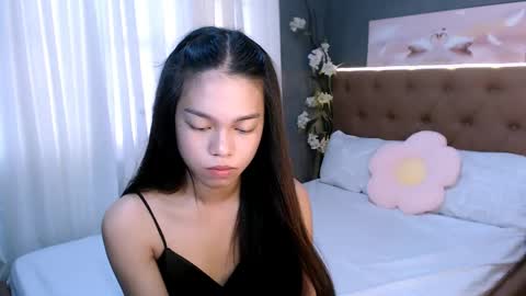Snapshot of carmella_amethyst chatting on 06-03-26, 03:20 CARMELLA online show from 06-03-26, 03:20