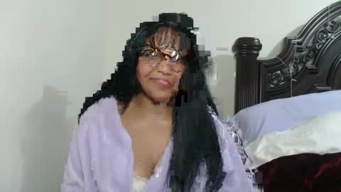 Snapshot of carmellovekisses chatting on 09-25-25, 03:10 CARAMEL xoxo online show from 09-25-25, 03:10