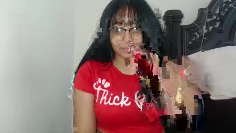 Snapshot of carmellovekisses chatting on 09-28-25, 08:14 CARAMEL xoxo online show from 09-28-25, 08:14