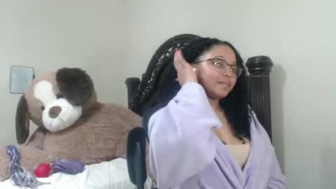 Snapshot of carmellovekisses chatting on 01-14-26, 10:47 CARAMEL xoxo online show from 01-14-26, 10:47