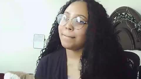 Snapshot of carmellovekisses chatting on 02-10-26, 04:44 CARAMEL xoxo online show from 02-10-26, 04:44