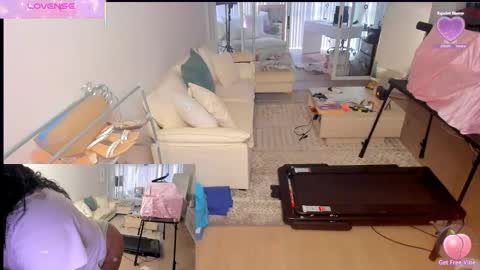 Snapshot of carmencash_ chatting on 01-17-26, 09:07 Carmen Cash online show from 01-17-26, 09:07