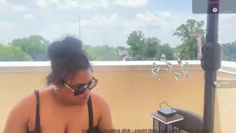 Snapshot of carmencash_ chatting on 06-11-26, 04:05 Carmen Cash online show from 06-11-26, 04:05