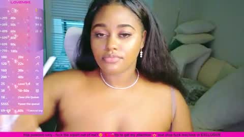 Snapshot of carmencash_ chatting on 07-07-26, 12:46 Carmen Cash online show from 07-07-26, 12:46