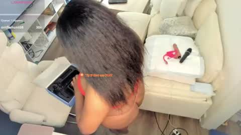 Snapshot of carmencash_ chatting on 07-07-26, 03:49 Carmen Cash online show from 07-07-26, 03:49
