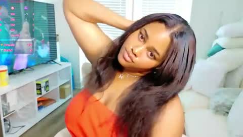 Snapshot of carmencash_ chatting on 07-10-26, 11:46 Carmen Cash online show from 07-10-26, 11:46