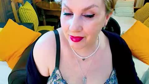 Snapshot of carmenrossi chatting on 03-03-26, 08:31 Carmen online show from 03-03-26, 08:31