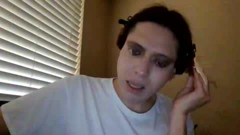 Snapshot of carnalflower95 chatting on 04-18-26, 10:10 Brooke online show from 04-18-26, 10:10