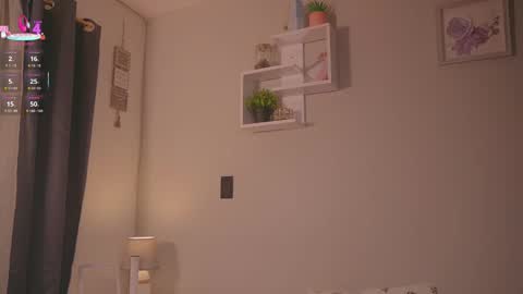 caro_sanchezz online show from 03-16-26, 12:20